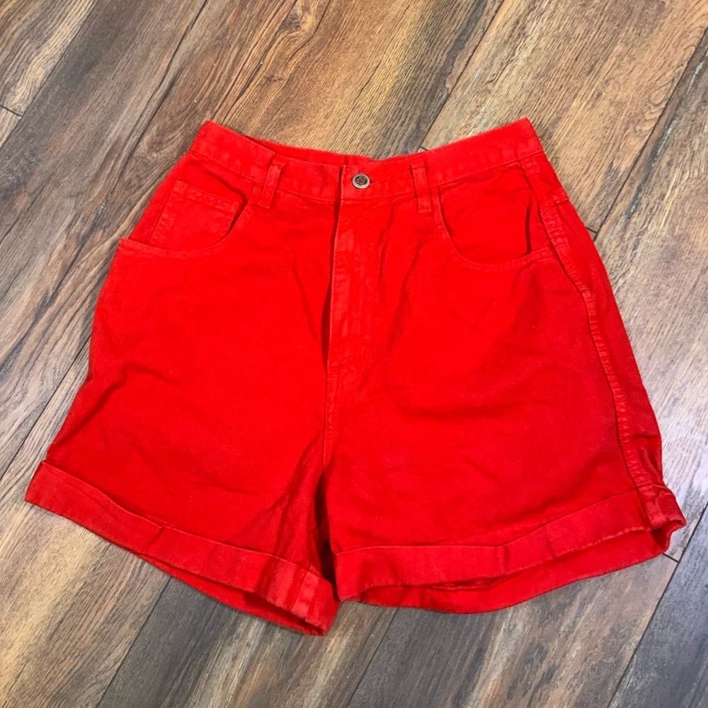 Bill BLASS vintage red shorts